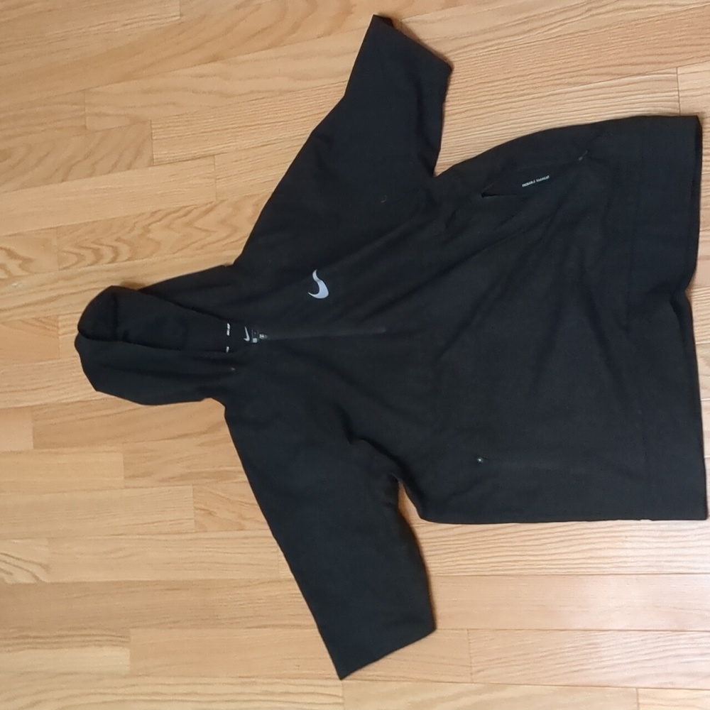 Nike Running packable short sleeve rain jacket size large